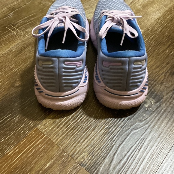 BROOKS Adrenaline GTS 22 Shoes - Picture 4 of 7